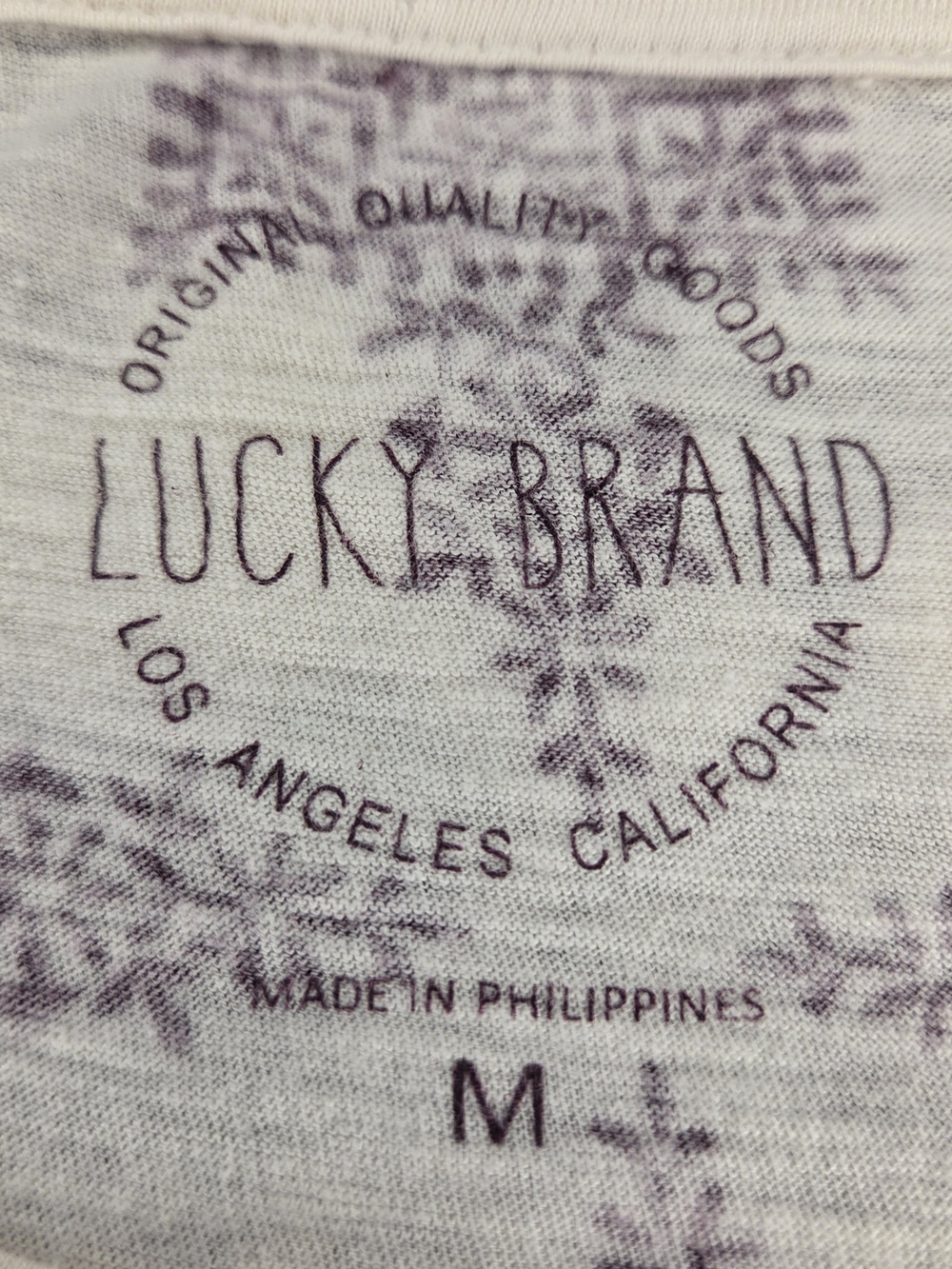 Lucky Brand Women’s Cream Tee with Burgundy Mosaic Print Size Medium - Picture 6 of 9
